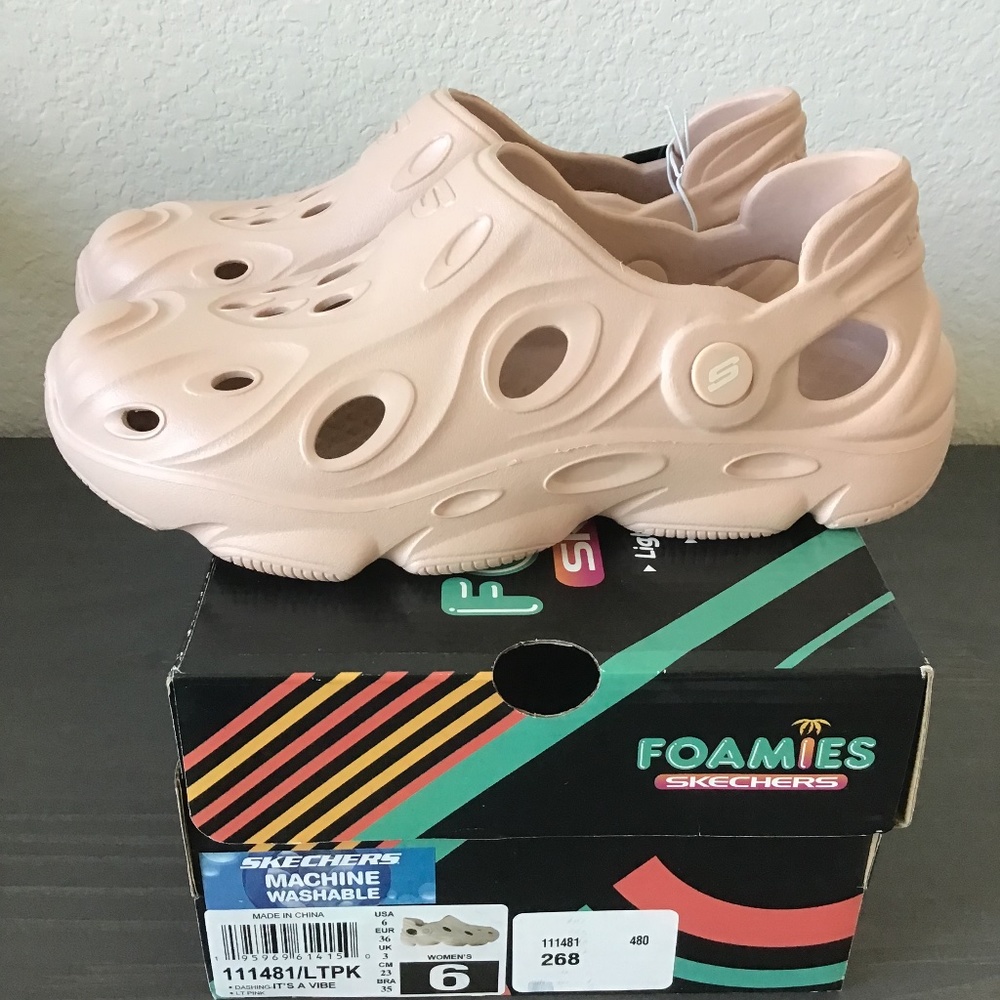 Skechers Foamies Women's Clog Mules in Blush Pink